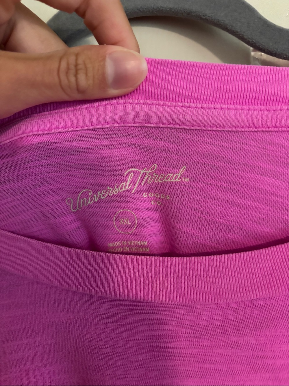 Universal Thread Bright Pink Ruched-Side Short Sleeve Tee - Picture 2 of 3
